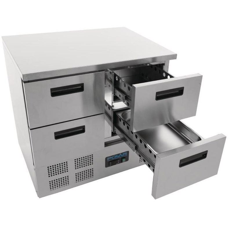 Comprar Bajo mostrador frigorífico compacto 4 puertas 240 litros Polar U638 en Pepebar