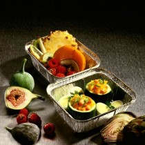 25 Recipientes cuadrados de aluminio con tapas de cartón para insertar 0,5 l 4,2 cm x 11,4 cm x 14 cm - Pepebar 25 Recipientes cuadrados de aluminio con tapas de cartón para insertar 0,5 l 4,2 cm x 11,4 cm x 14 cm - Catálogo Envases para pollos asados