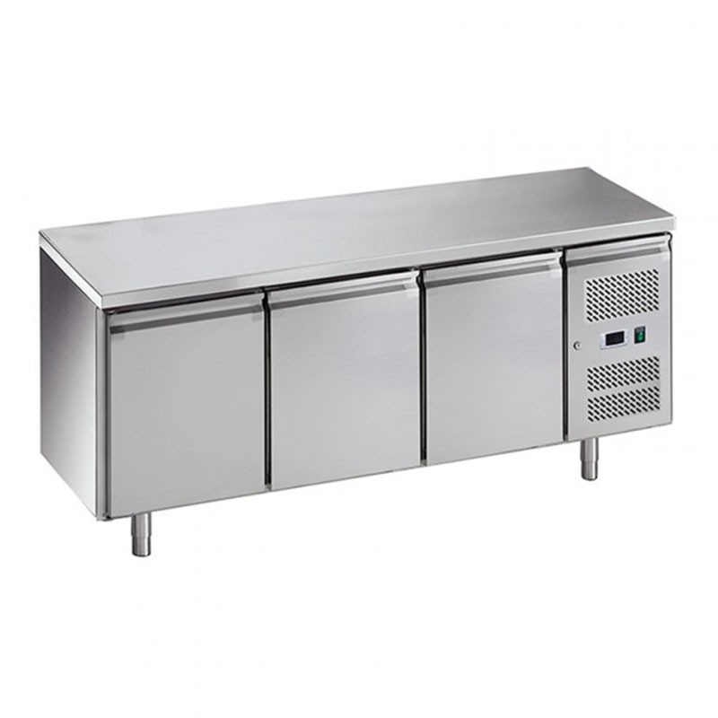 Comprar Mesa refrigerada gastronomía 3 puertas Forcold G-SNACK3100TN-FC en Pepebar