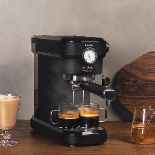 Comprar Cafetera espresso Cafelizzia 790 Black Pro Cecotec en Pepebar