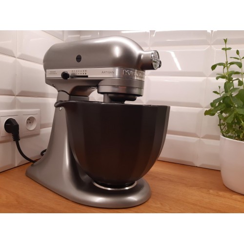 Comprar KitchenAid Artisan 5KSM175PSECU Plata oscuro 4.8 litros en Pepebar