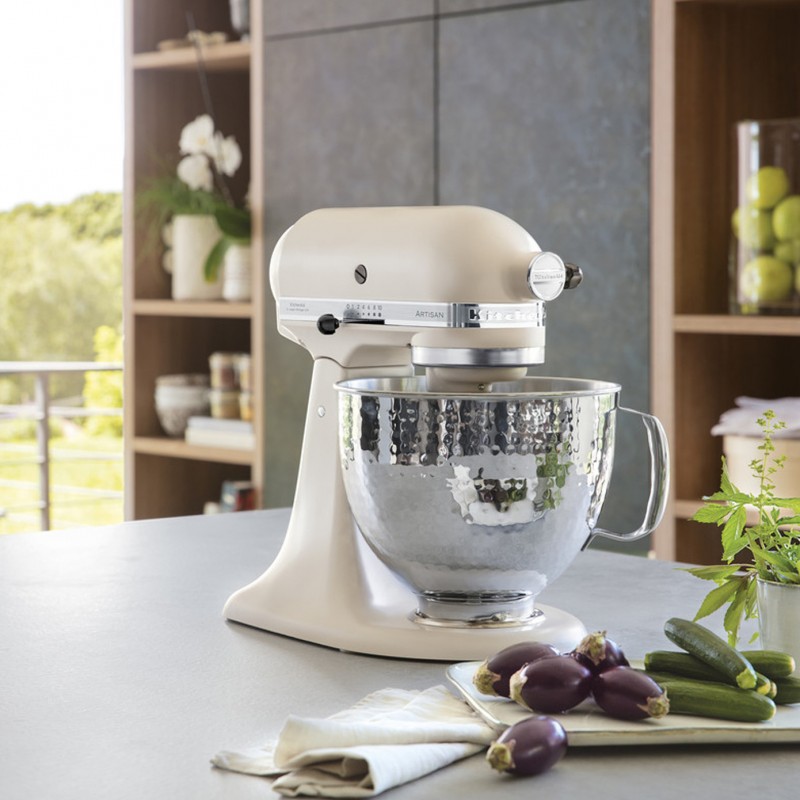 Comprar KitchenAid Artisan 5KSM185PSEAC Crema 4.8 litros en Pepebar