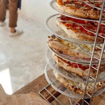 Soporte para bases de pizza Pujadas P977015 - Pepebar Soporte para bases de pizza Pujadas P977015 - Catálogo Bandejas para pizza