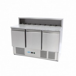Mesa refrigerada de preparación 137 cm 3 puertas para 8 x 1/6 gn con tapa de acero inoxidable - Catálogo Bajo mostrador