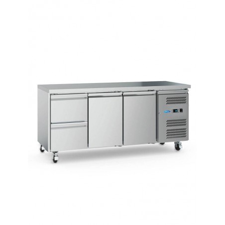 Comprar Mostrador refrigerado 465 litros 180 cm 3 puertas en Pepebar