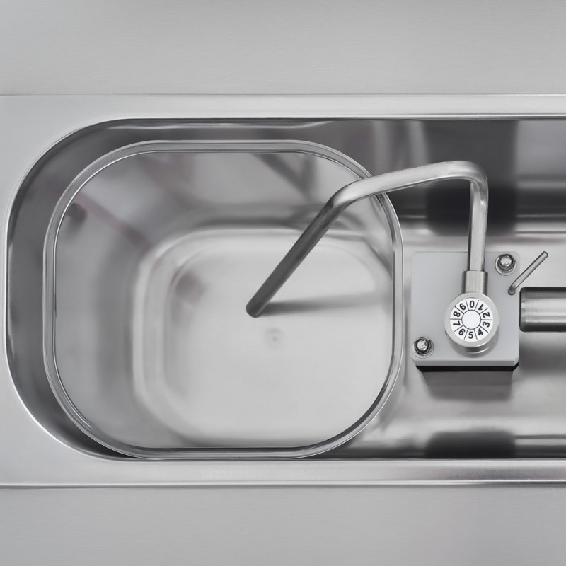 Comprar Máquina de nata montada depósito 2 litros 100 litros/h en Pepebar