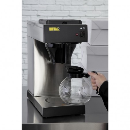 Comprar Máquina de café de filtro de llenado manual Buffalo CT815 en Pepebar