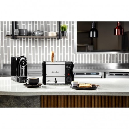 Comprar Tostadora Jet Black 2 Ranuras con pinzas para Sándwich Esprit Rowlett CH179 en Pepebar