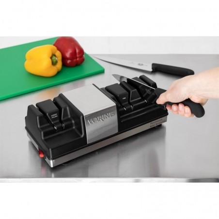 Afilador de cuchillos profesional Waring WKS800K CC027 Comprar Afilador de cuchillos profesional Waring WKS800K CC027 en Pepebar
