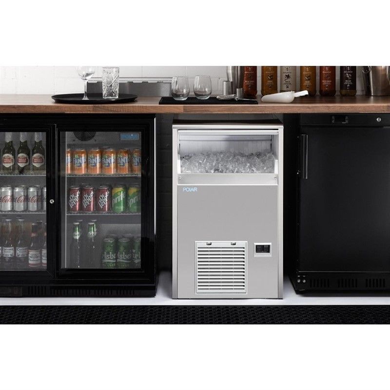 Comprar Máquina de hielo pulverización 47kg/día Polar U-Serie UA028 en Pepebar