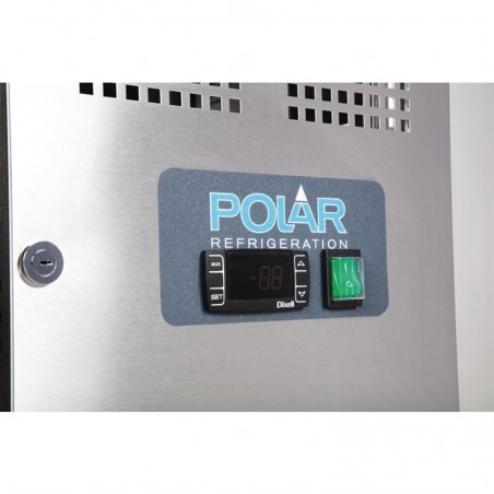 Comprar Mesa de trabajo refrigerada Polar serie U de 2 puertas, 282 L UA047 en Pepebar