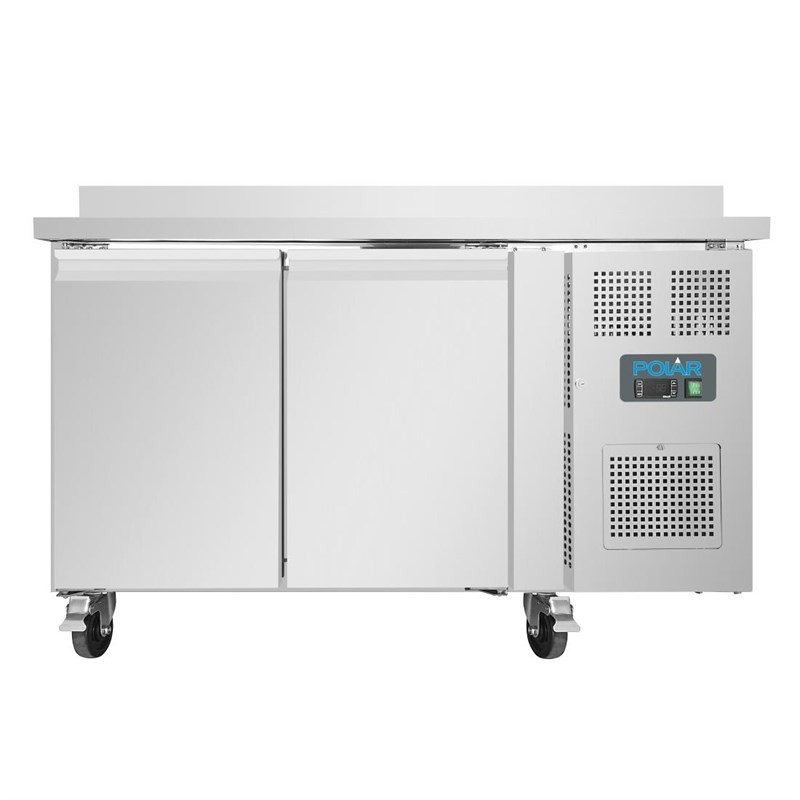 Comprar Mesa de trabajo refrigerada Polar serie U de 2 puertas con peto trasero , 282 L UA064 en Pepebar