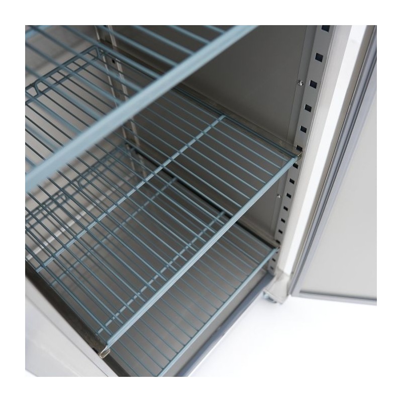 Comprar Armario refrigerado 600L 3 Estantes Ajustables 2/1 GN inox sobre Ruedas en Pepebar