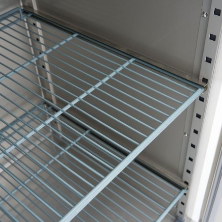 Comprar Armario refrigerado 600L 3 Estantes Ajustables 2/1 GN inox sobre Ruedas en Pepebar