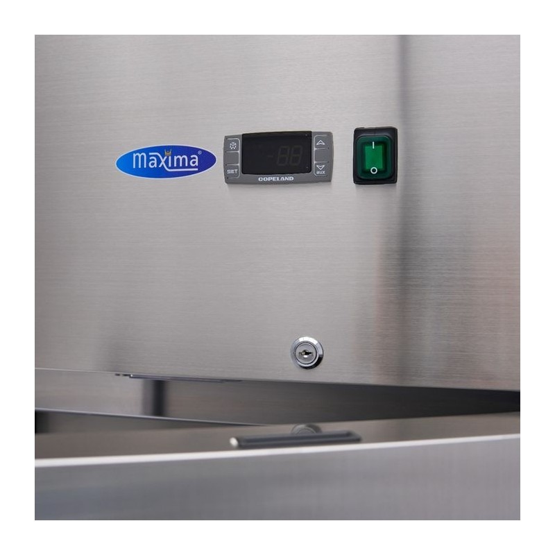 Comprar Armario refrigerado 600L 3 Estantes Ajustables 2/1 GN inox sobre Ruedas en Pepebar