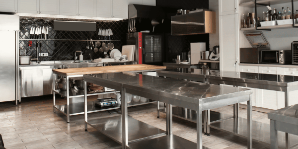 Cocina industrial modular: guía de componentes y tipos